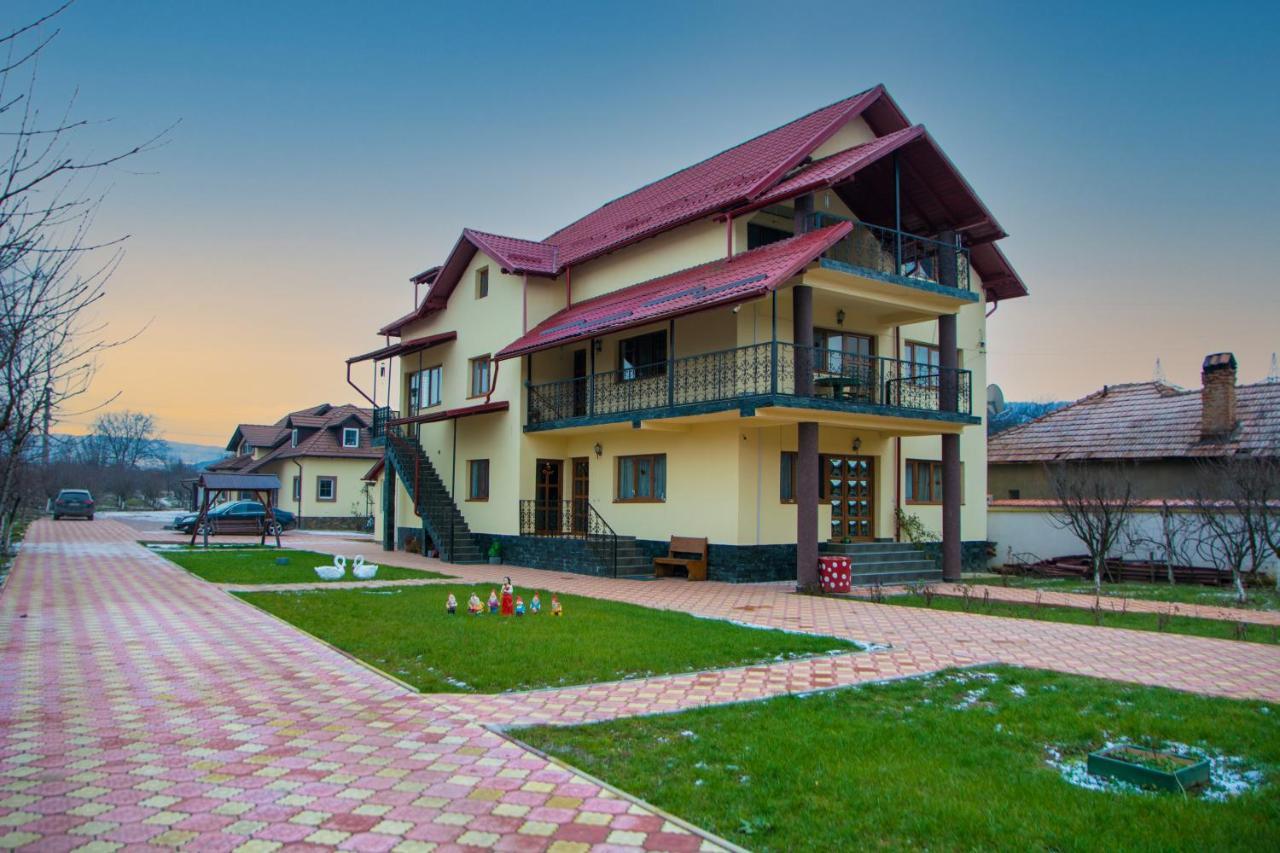 Casa Stefania 1 Daire Călimăneşti Dış mekan fotoğraf
